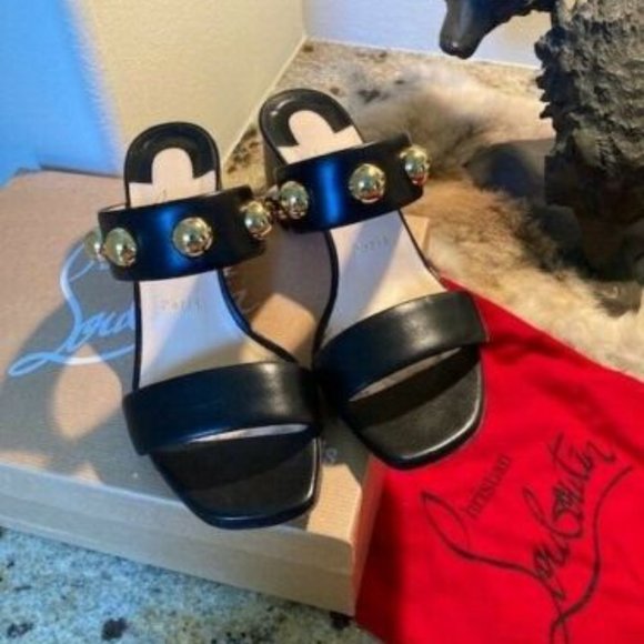 Louboutin Simple Bille Black Heels - Picture 2 of 6